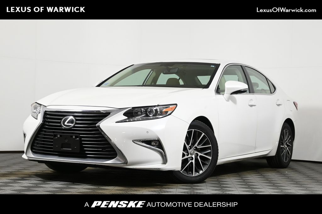 Thumbnail: 2016 Lexus ES - 1