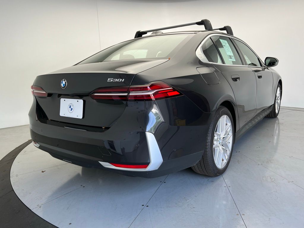 2024 BMW 5 Series 530i 3