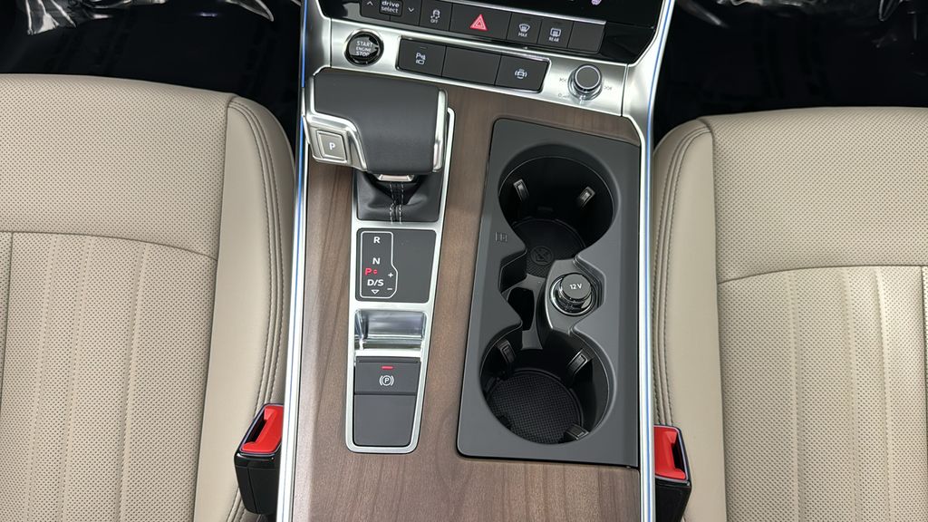2025 Audi A6  21