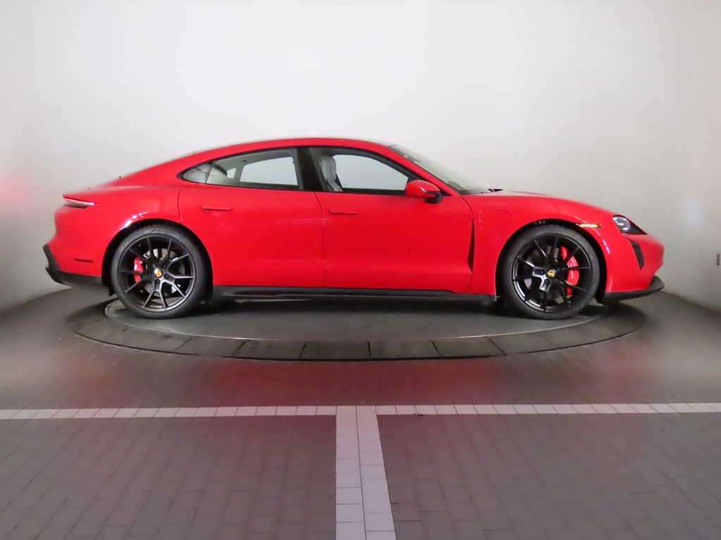 Thumbnail: 2023 Porsche Taycan - 8