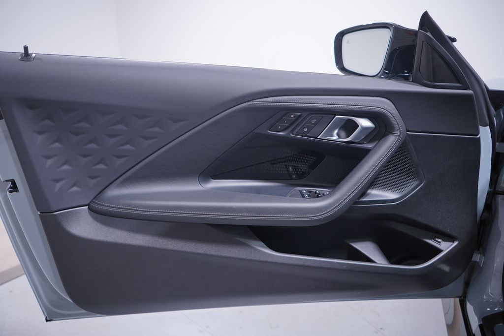 Thumbnail: 2024 BMW 2 Series - 12