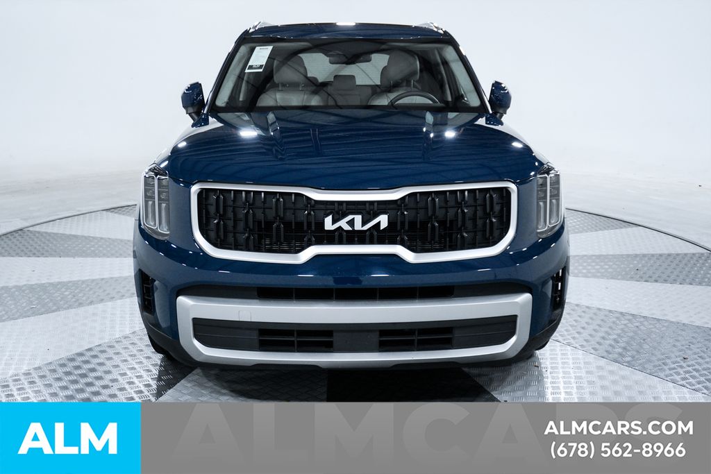 Used 2023 Black Kia EX image 10