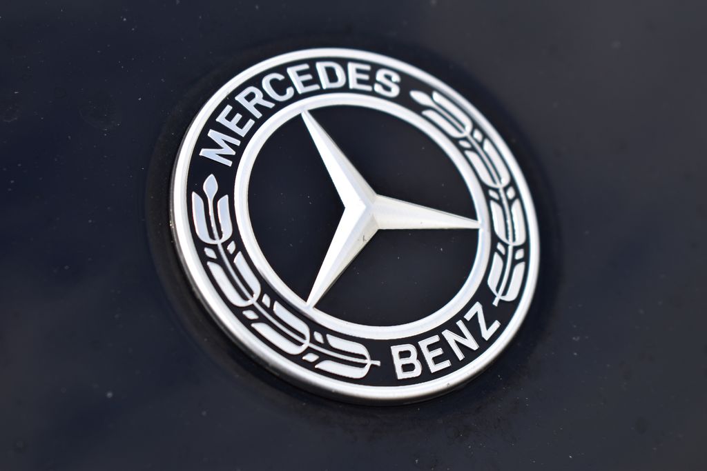 2021 Mercedes-Benz GLC 300 10
