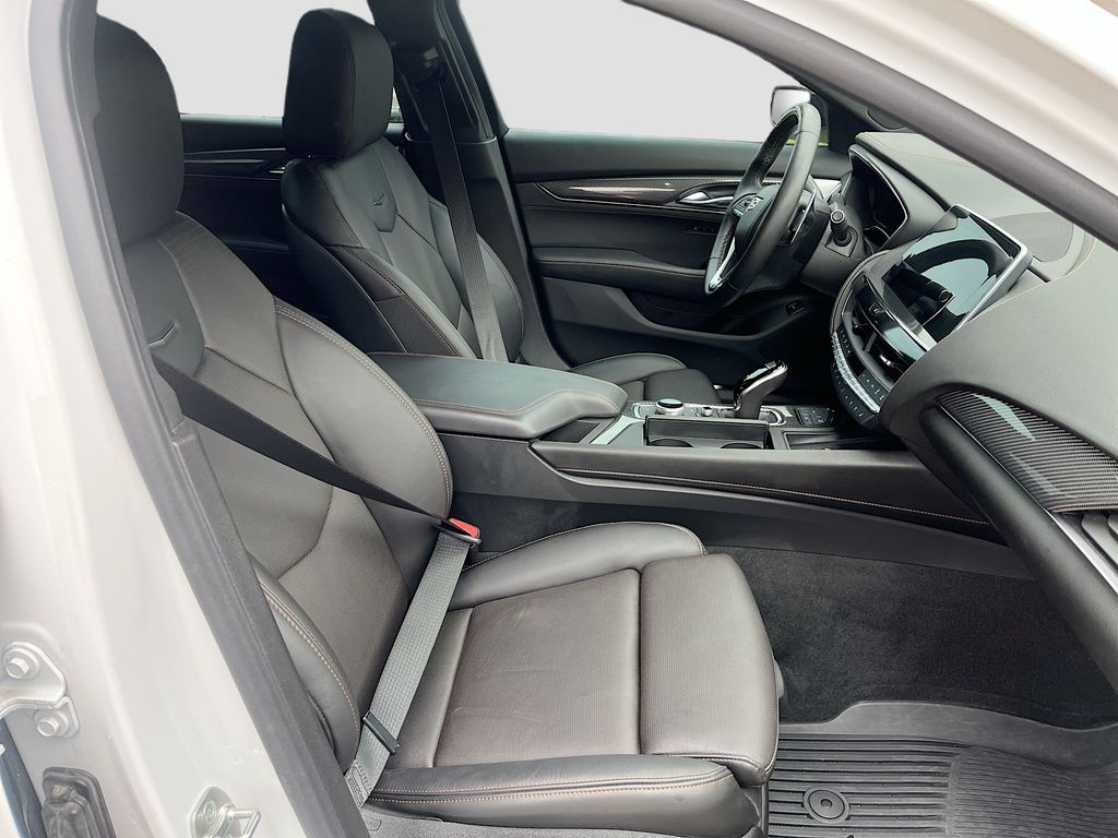 Used 2024 White Cadillac V-Series image 30