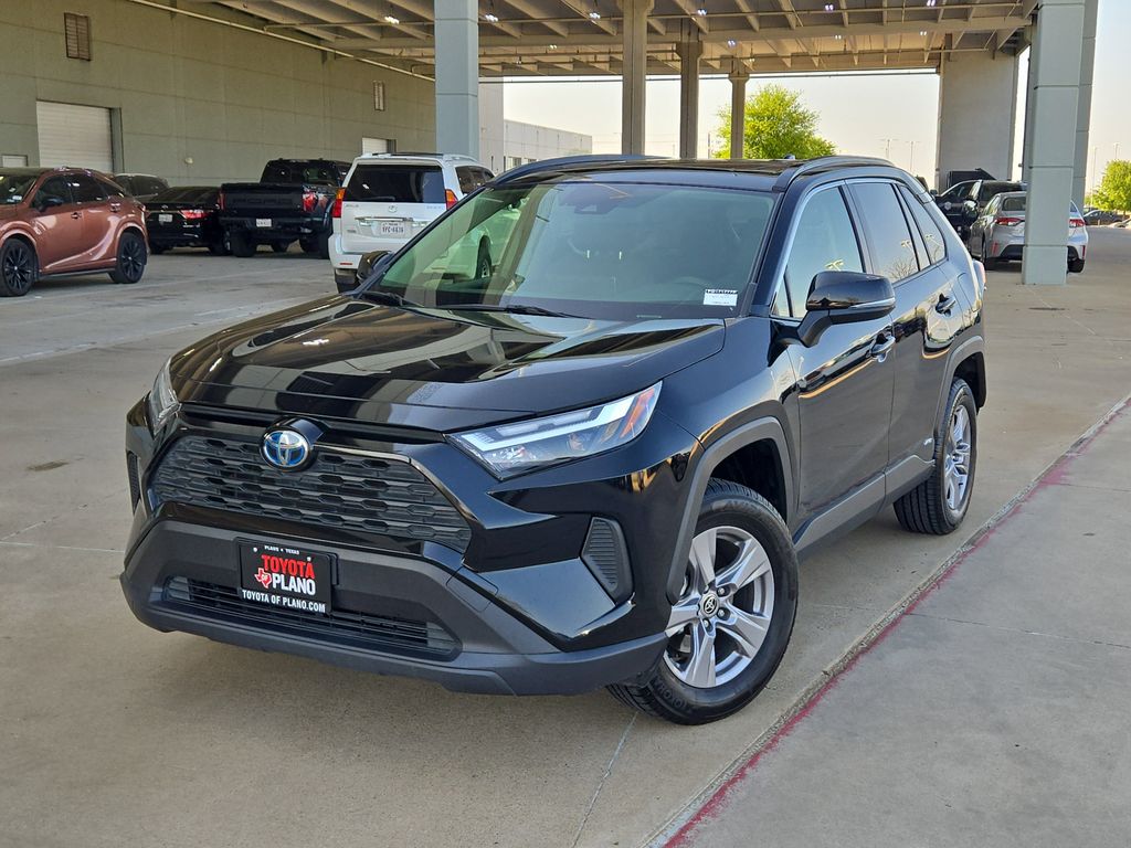 2023 Toyota RAV4 Hybrid XLE AWD