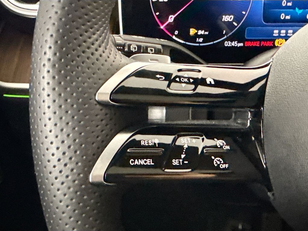 Thumbnail: 2025 Mercedes-Benz GLC - 11