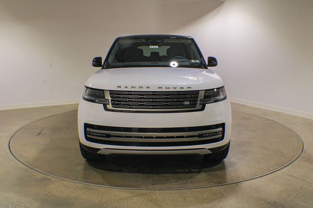 New 2026 White Land Rover SE image 2