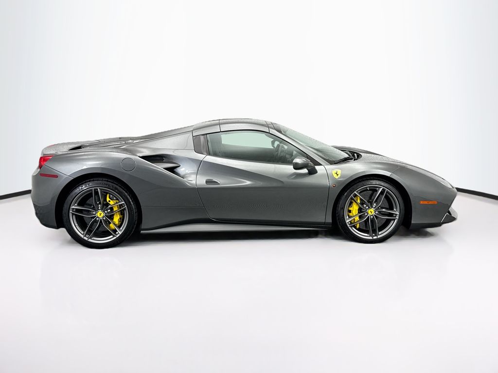 Thumbnail: 2018 Ferrari 488 - 12