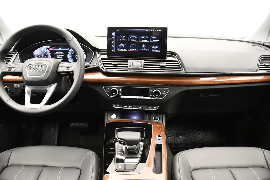 2025 Audi Q5 Premium 19