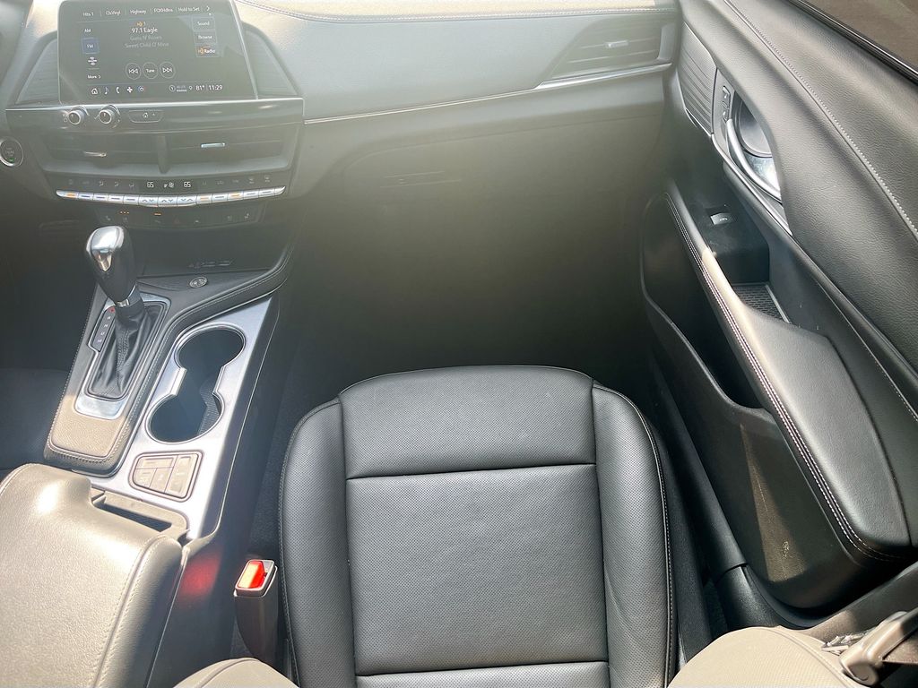 Used 2024 Black Cadillac Premium Luxury image 23