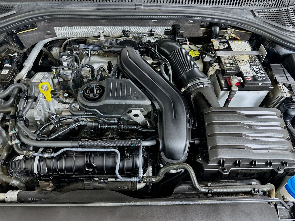 Thumbnail: 2024 Volkswagen Jetta - 28