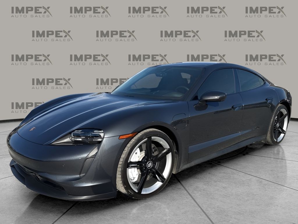 2022 Porsche Taycan Base's photo