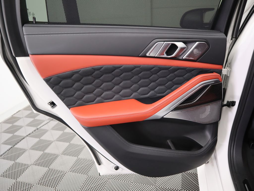 Thumbnail: 2024 BMW X6 - 27