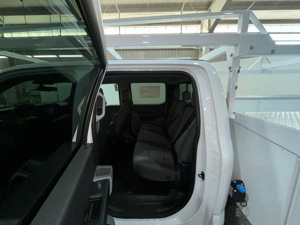 2026 Ford F-550SD XL