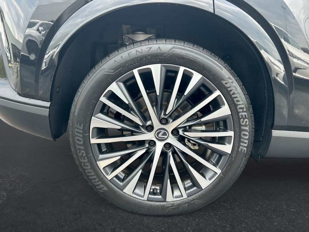 Thumbnail: 2024 Lexus RX - 31