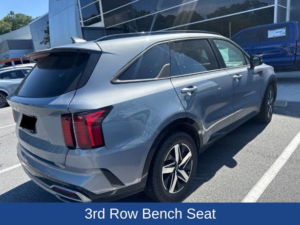 2023 Kia Sorento EX