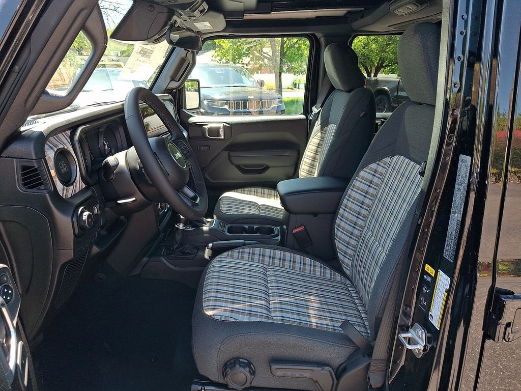 New 2026 Jeep Wrangler SUV