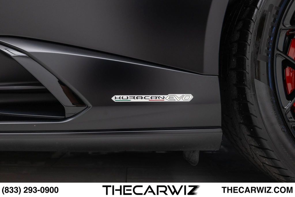 2024 Lamborghini Huracan EVO