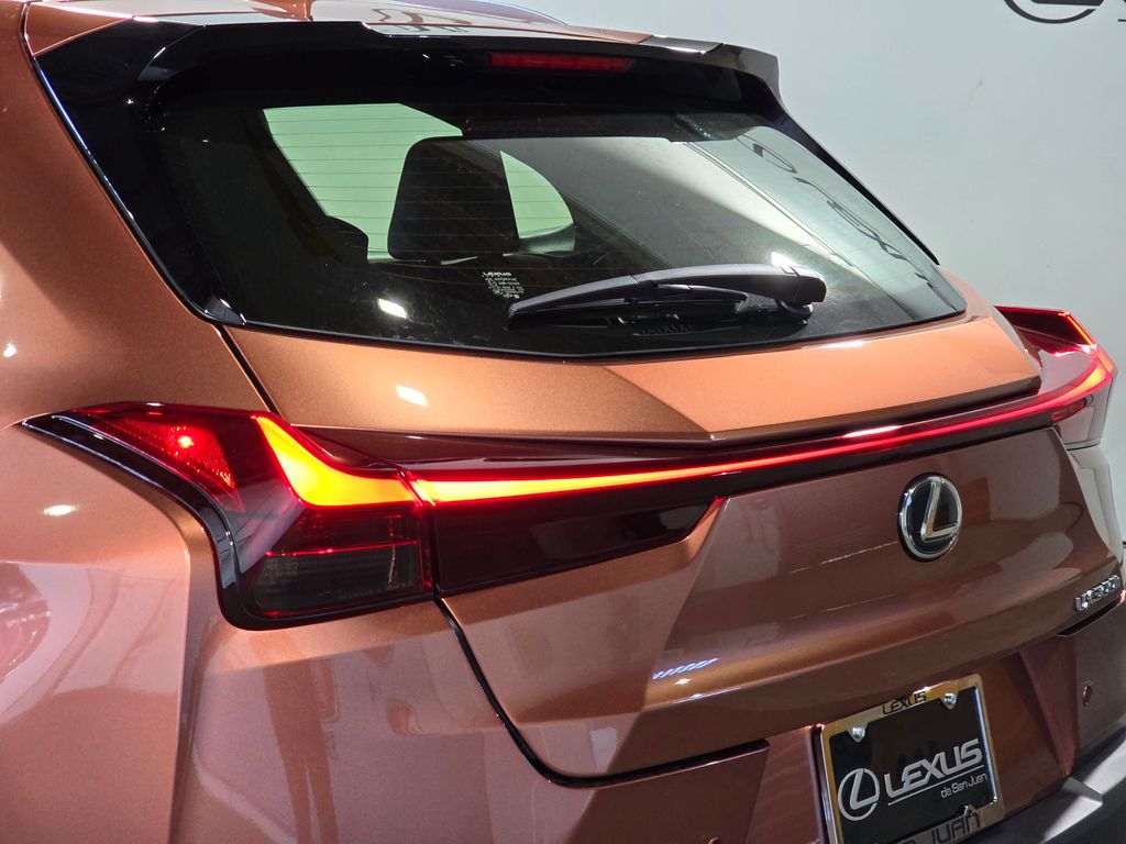 Thumbnail: 2026 Lexus UX - 10
