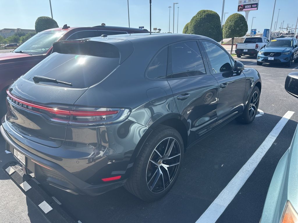 2022 Porsche Macan Base 6
