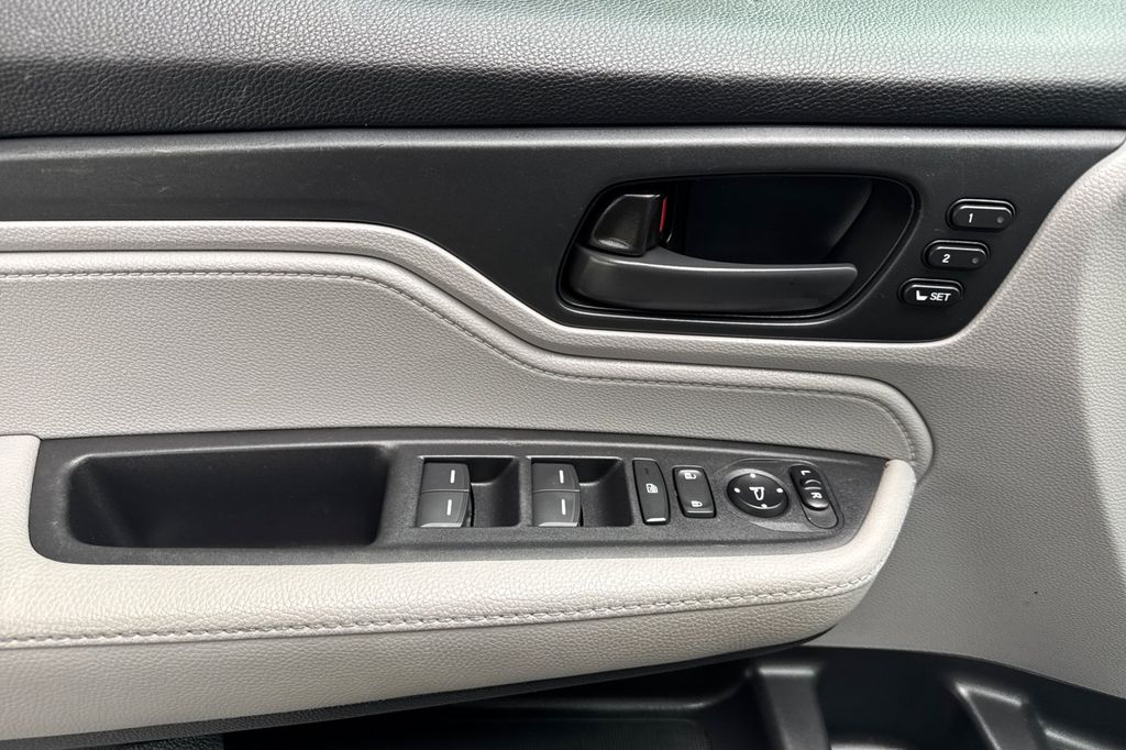 used 2018 Honda Odyssey car, priced at $25,906