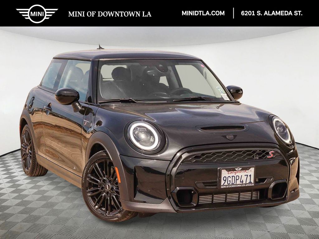 Midnight Black 2024 MINI Cooper Hatchback Front-Wheel Drive 7-Speed Automatic