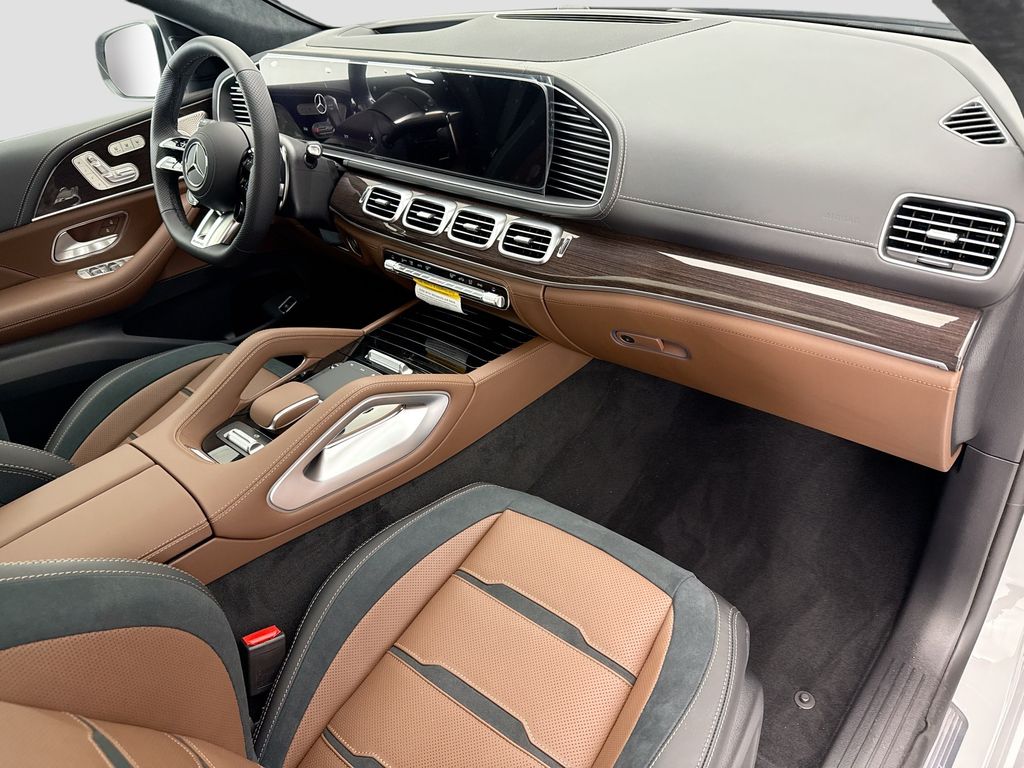 Thumbnail: 2026 Mercedes-Benz GLE - 17
