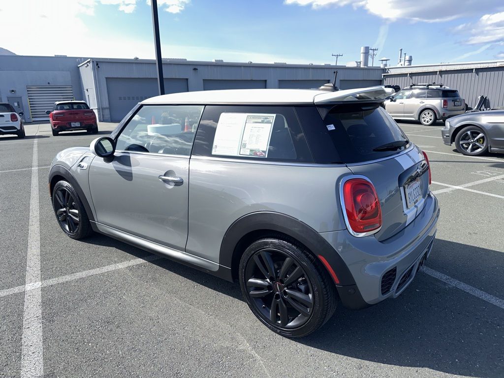 2017 MINI Cooper Base 2