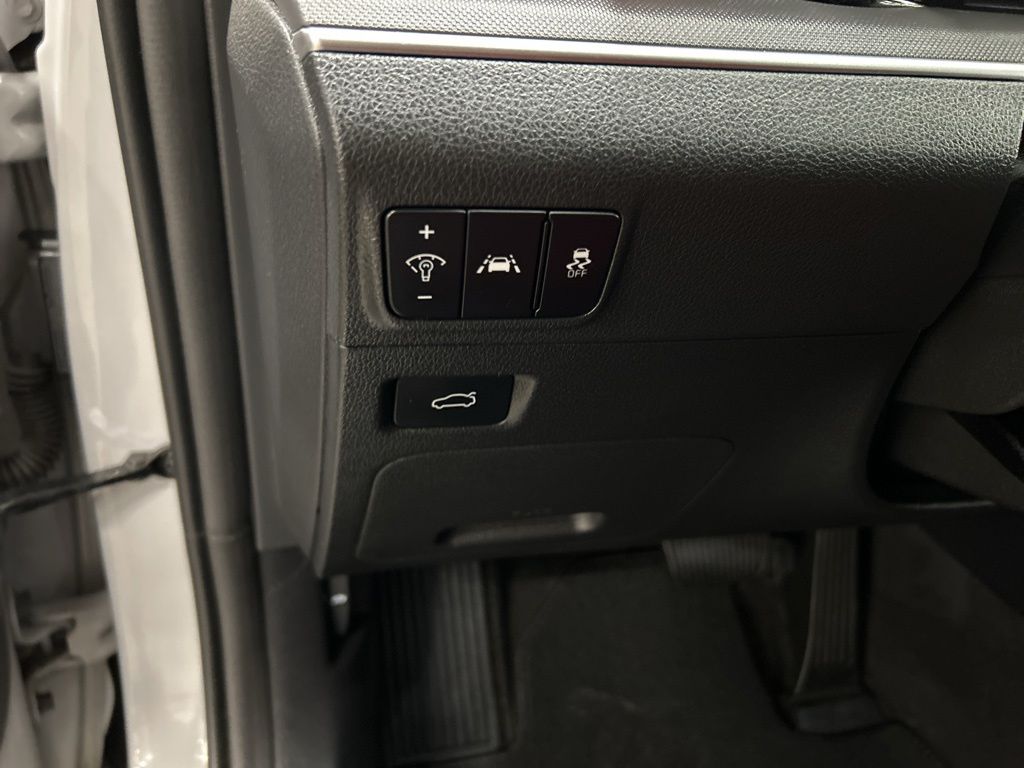 used 2021 Kia K5 car, priced at $21,432