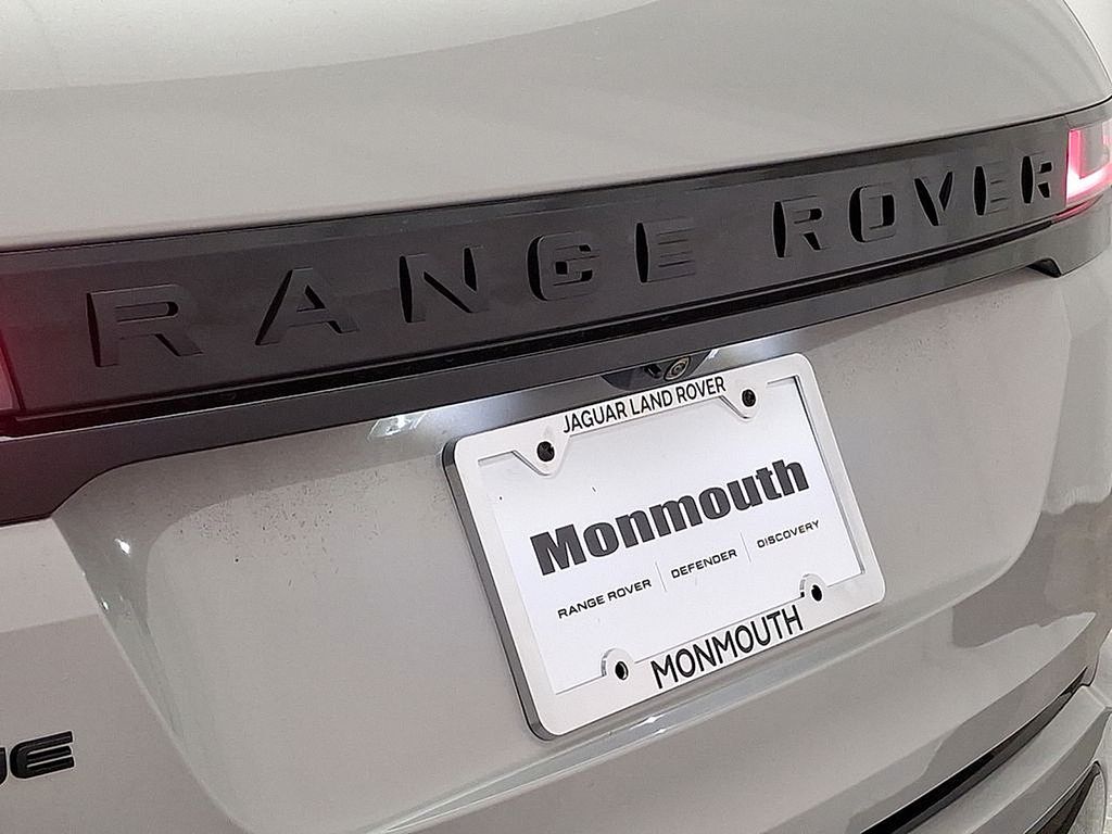 Thumbnail: 2026 Land Rover Range Rover Evoque - 16