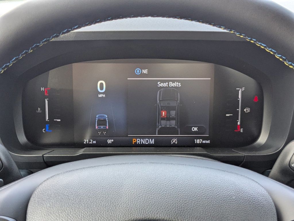 2025 Ford Maverick Lobo Standard
