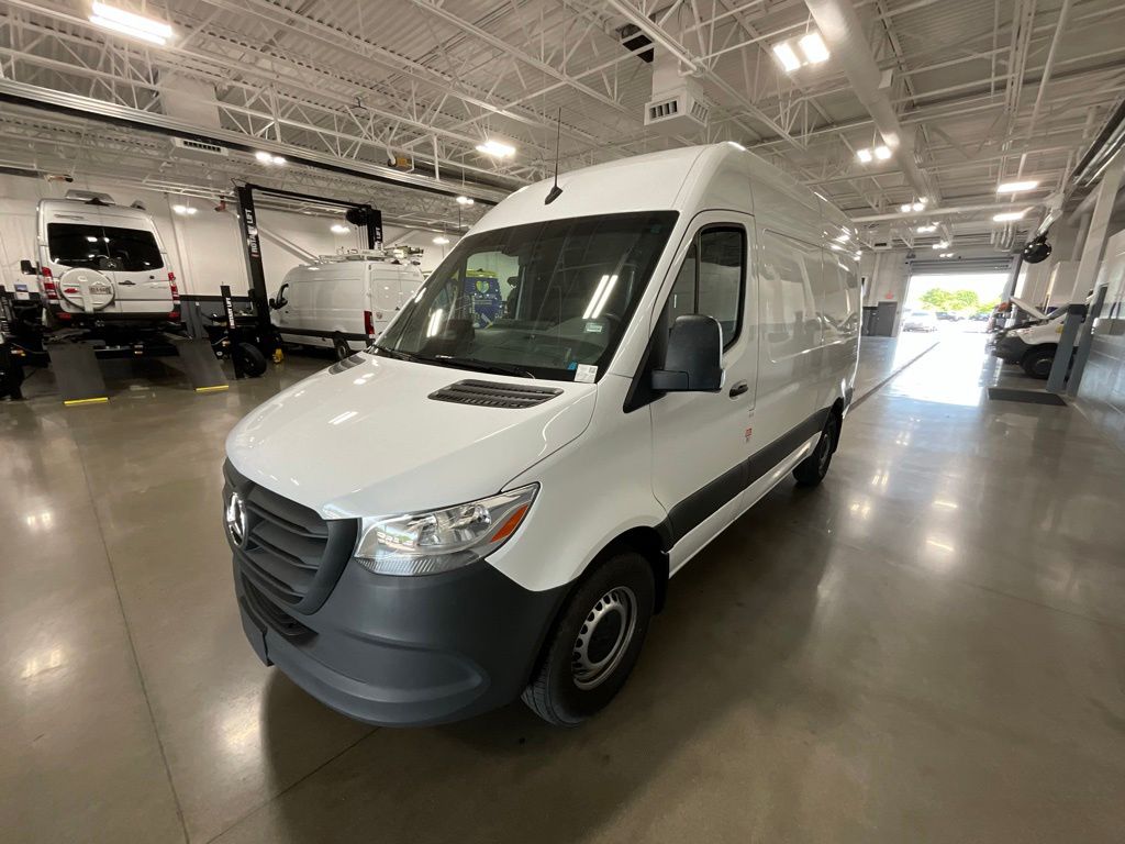 2025 Mercedes-Benz Sprinter 2500 Cargo 144 WB