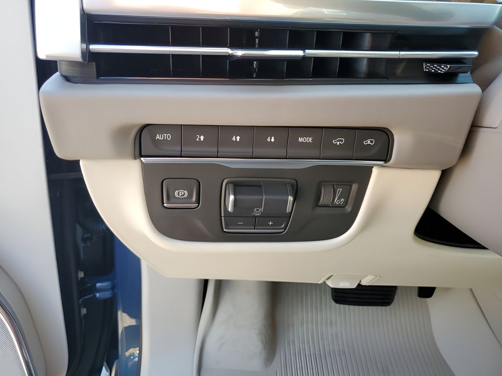 New Car 2025 Cadillac Escalade  Premium Luxury Platinum For Sale In Austin, Texas