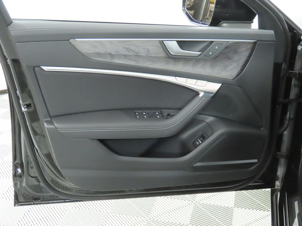 Thumbnail: 2025 Audi A6 - 26