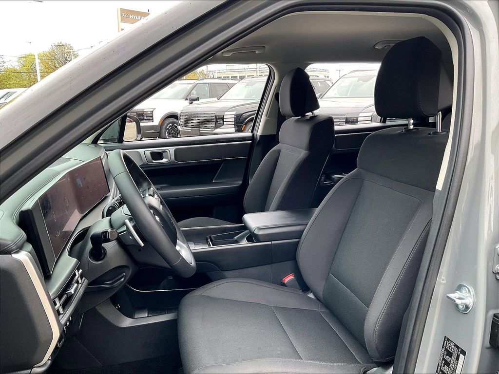 2026 Hyundai Santa Fe — photo 10