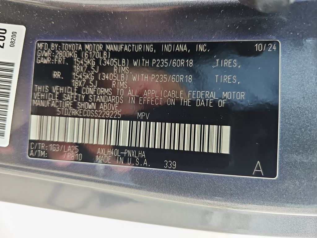 Used 2025 Toyota Sienna Van
