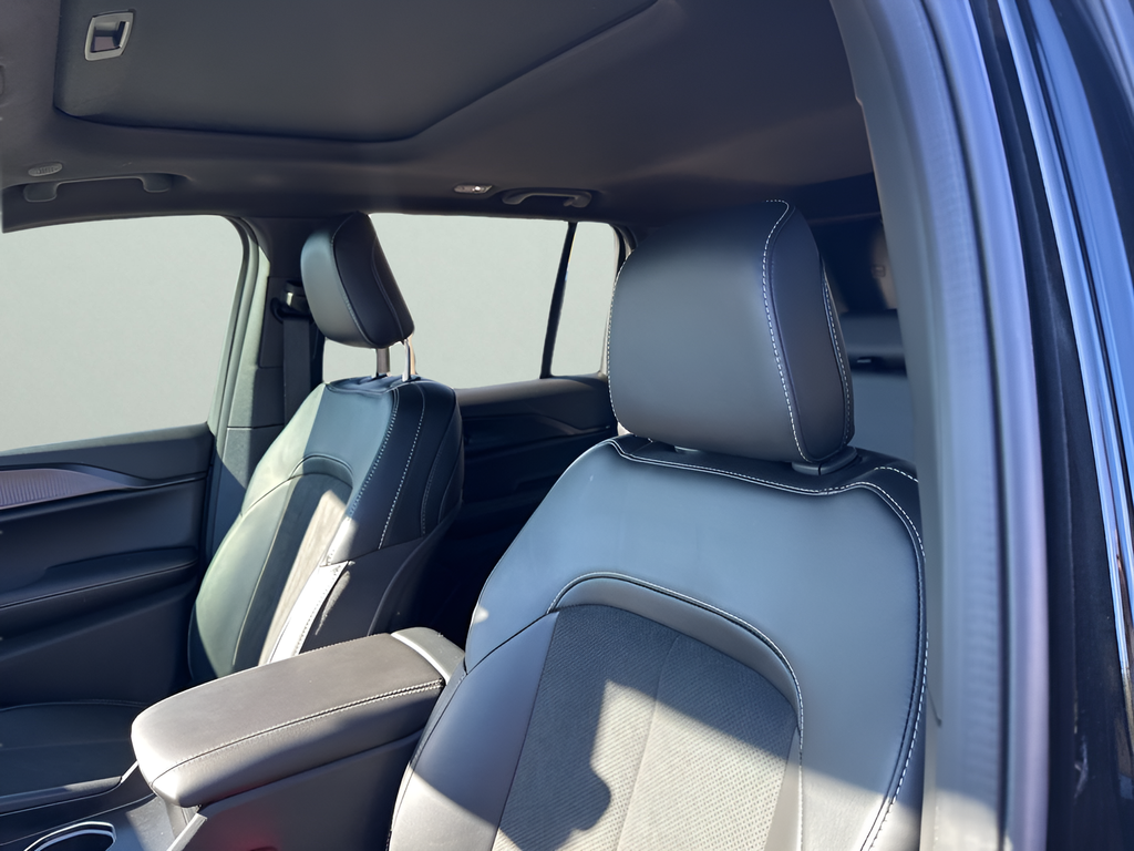 New Car 2025 Jeep Grand Cherokee  For Sale Under $40,000 In Austin, Texas