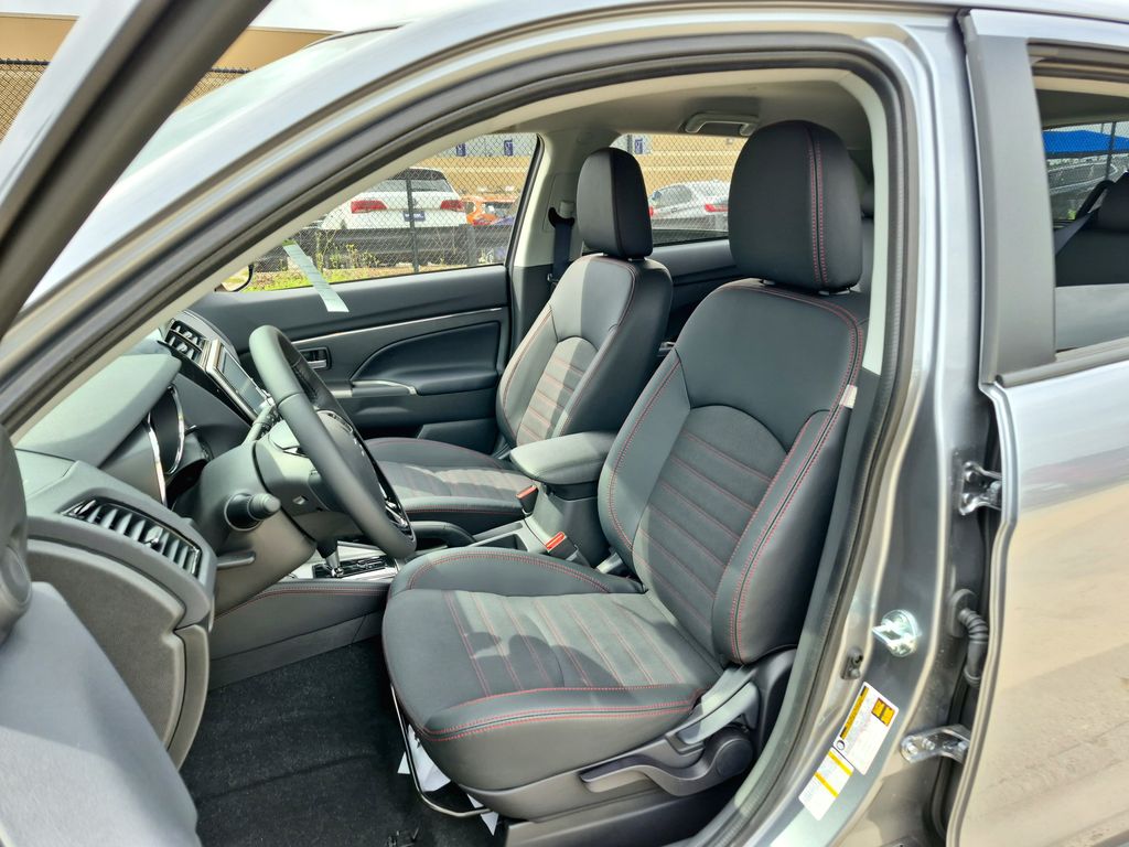 2026 Mitsubishi Outlander Sport 2.0 SE - 9