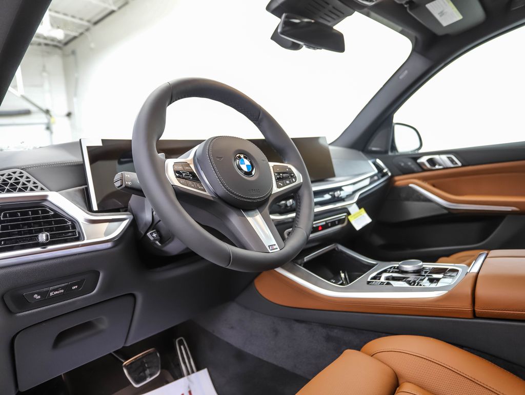 Thumbnail: 2026 BMW X5 - 10