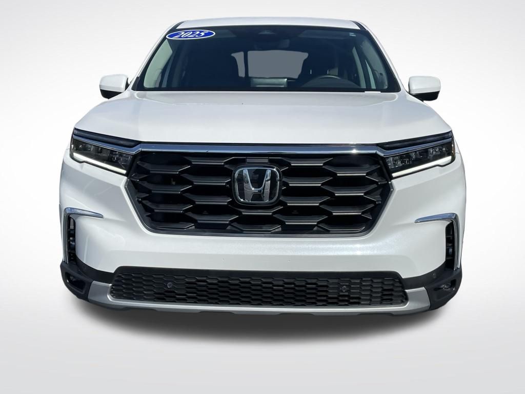 Thumbnail: 2025 Honda Pilot - 9