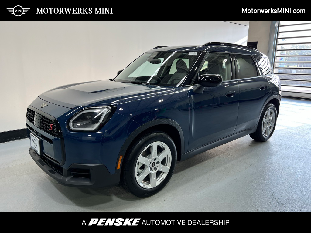 2025 MINI Cooper Countryman Base -
                Golden Valley, MN