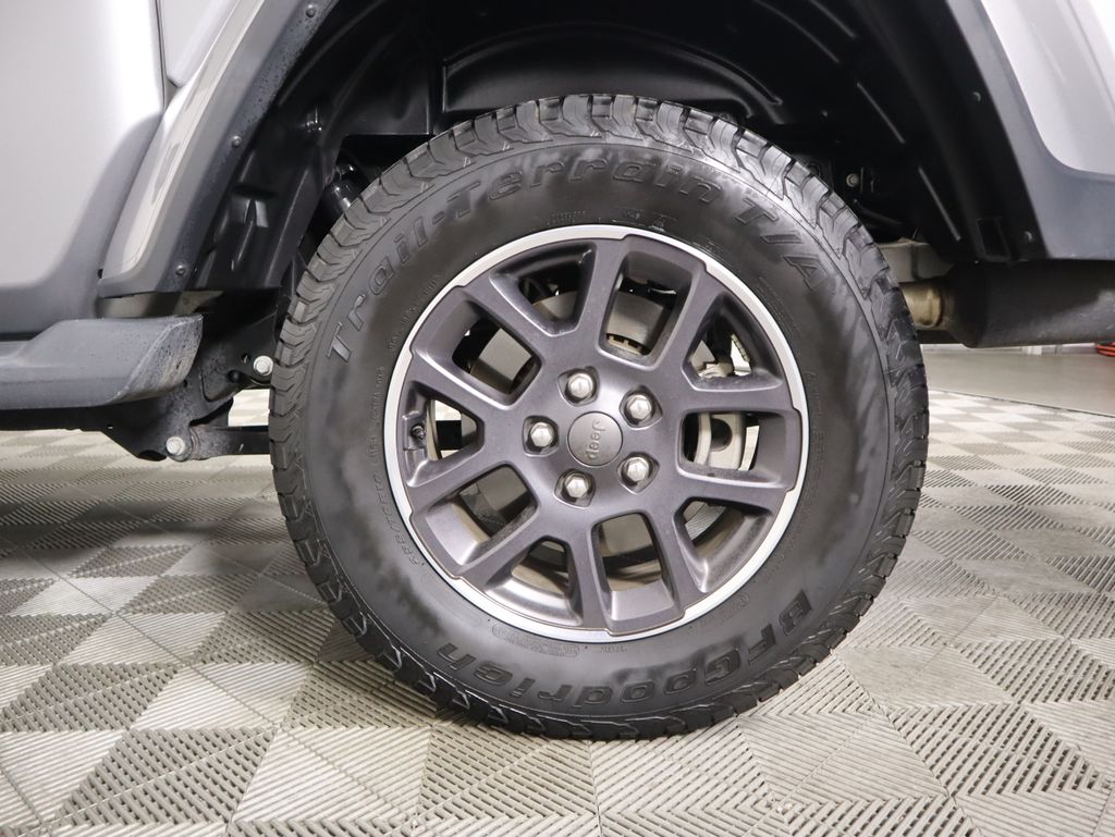 Thumbnail: 2020 Jeep Gladiator - 32