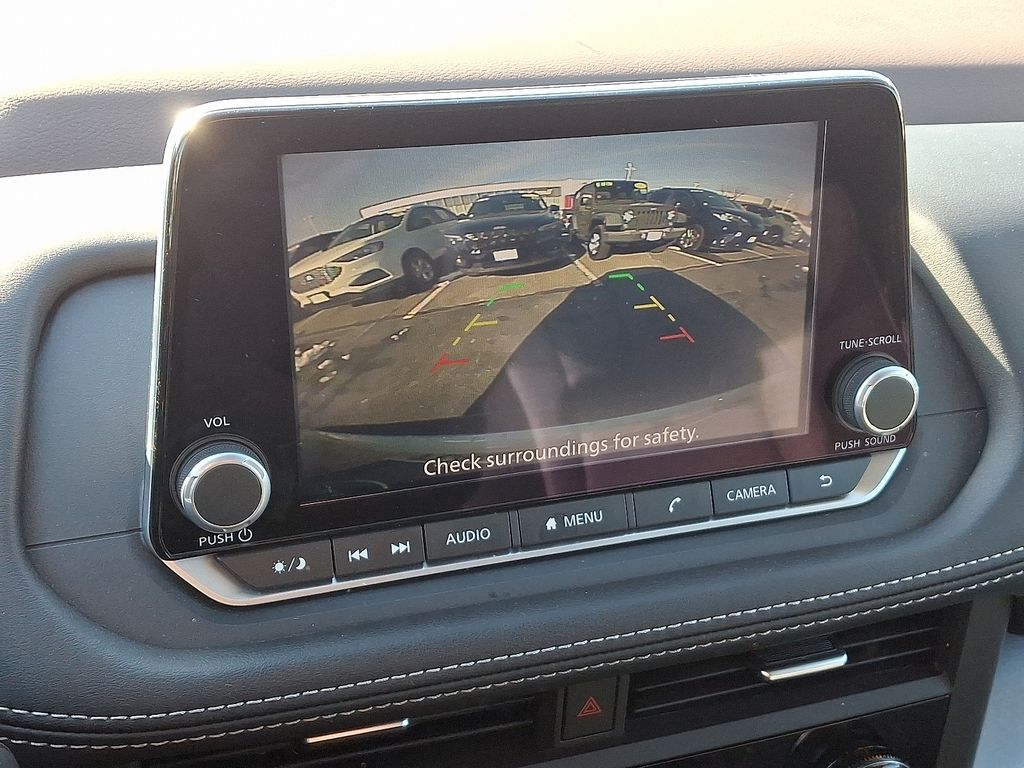 Thumbnail: 2023 Nissan Rogue - 18