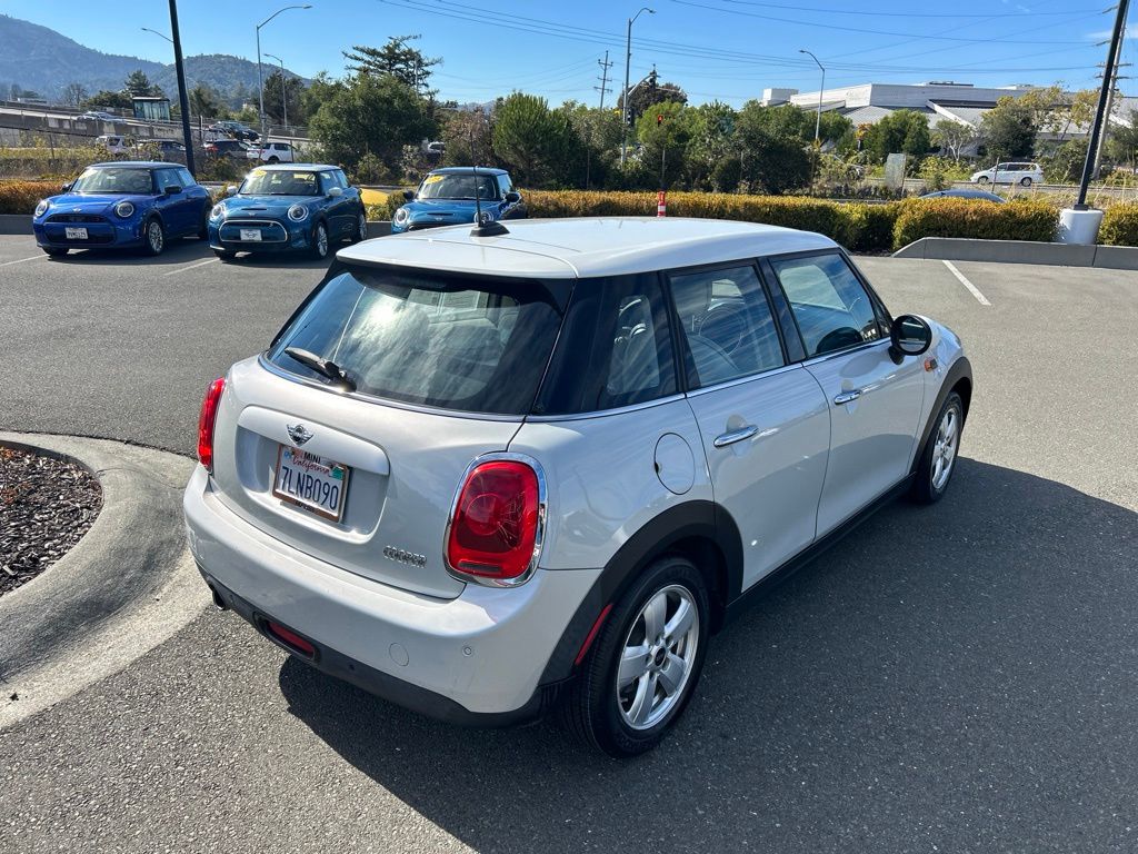 Thumbnail: 2015 MINI Cooper - 7