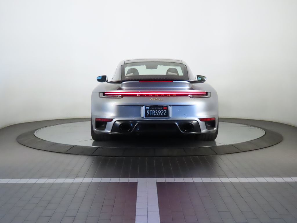 Thumbnail: 2025 Porsche 911 - 6