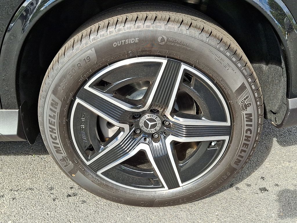 Thumbnail: 2026 Mercedes-Benz GLC - 5