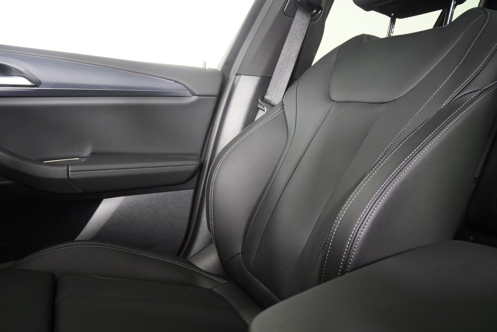 Thumbnail: 2024 BMW X3 - 26