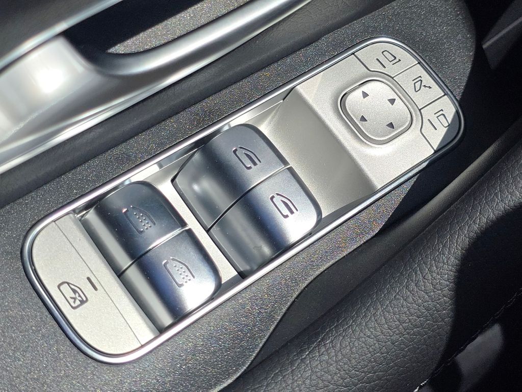 New 2026 Blue Mercedes-Benz GLE 350 image 29