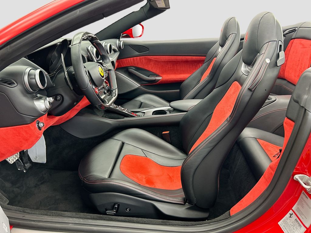 Thumbnail: 2019 Ferrari Portofino - 18