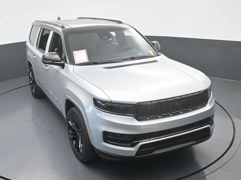 Used 2024 Silver Zynith Jeep Series II image 18